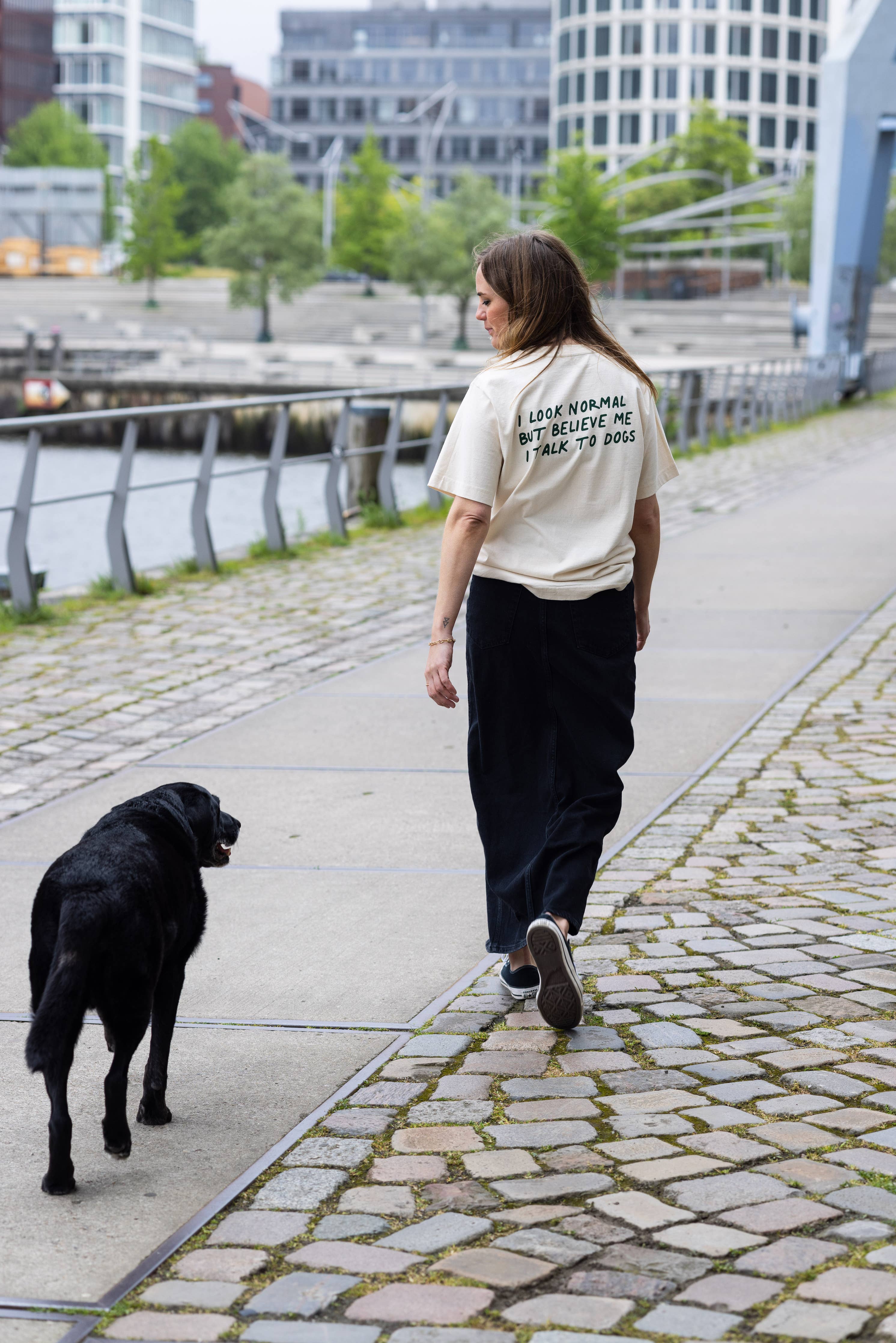Lieblingspfote T-Shirt "I look normal"