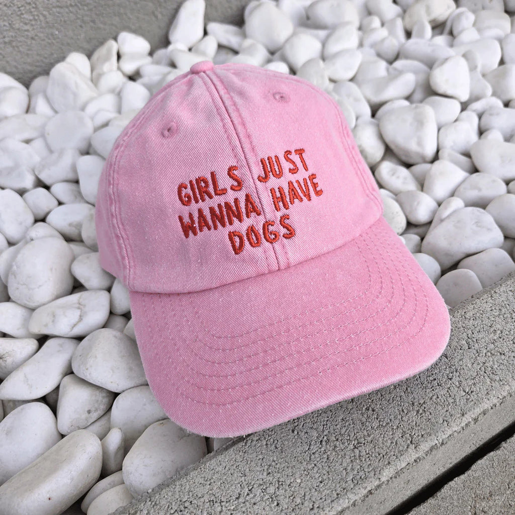 Fellever & Paways Cap "girls just wanna have dogs"